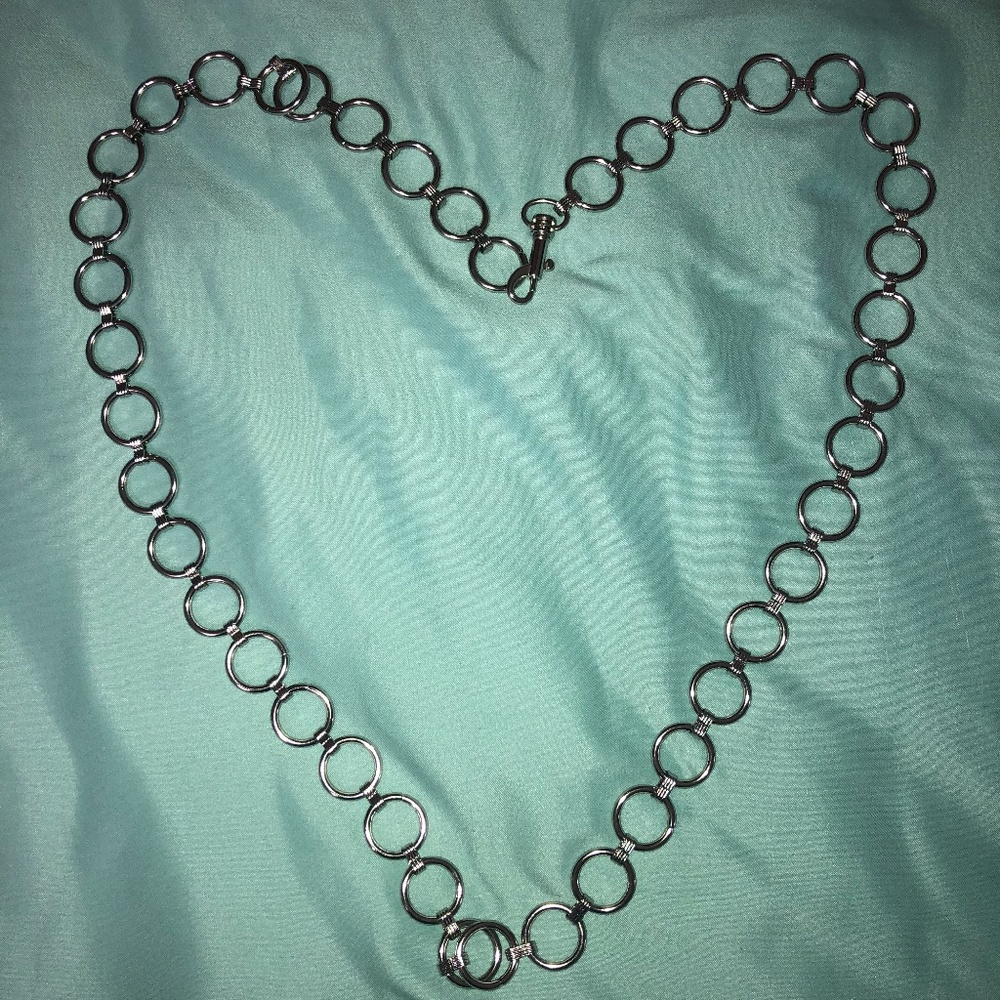 brandy circle chain belt